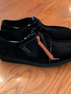 Clarks Wallabee Women's Size 10